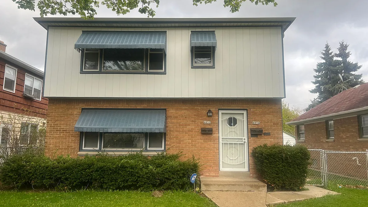 Building Photo - 85th - 4052-54