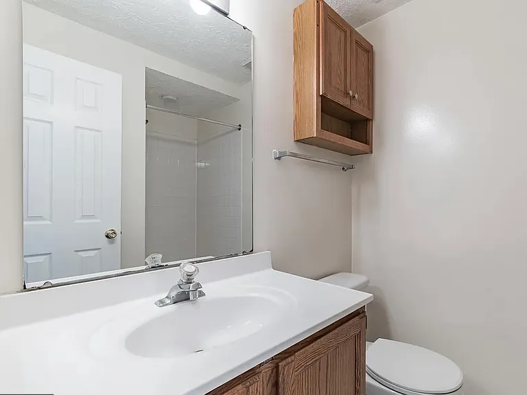 1317 Travis View Ct — Photo 6