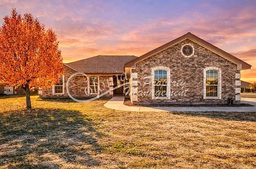 3710 Dewitt County Ct Photo 1