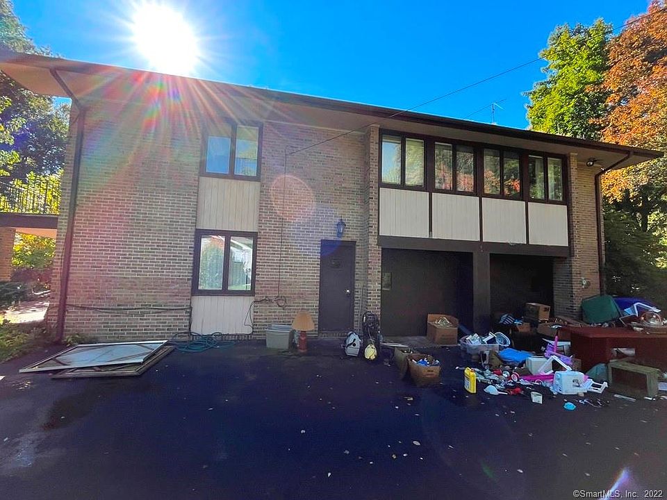 14 Burnwood Dr, Bloomfield, CT 06002 MLS 170531460 Zillow