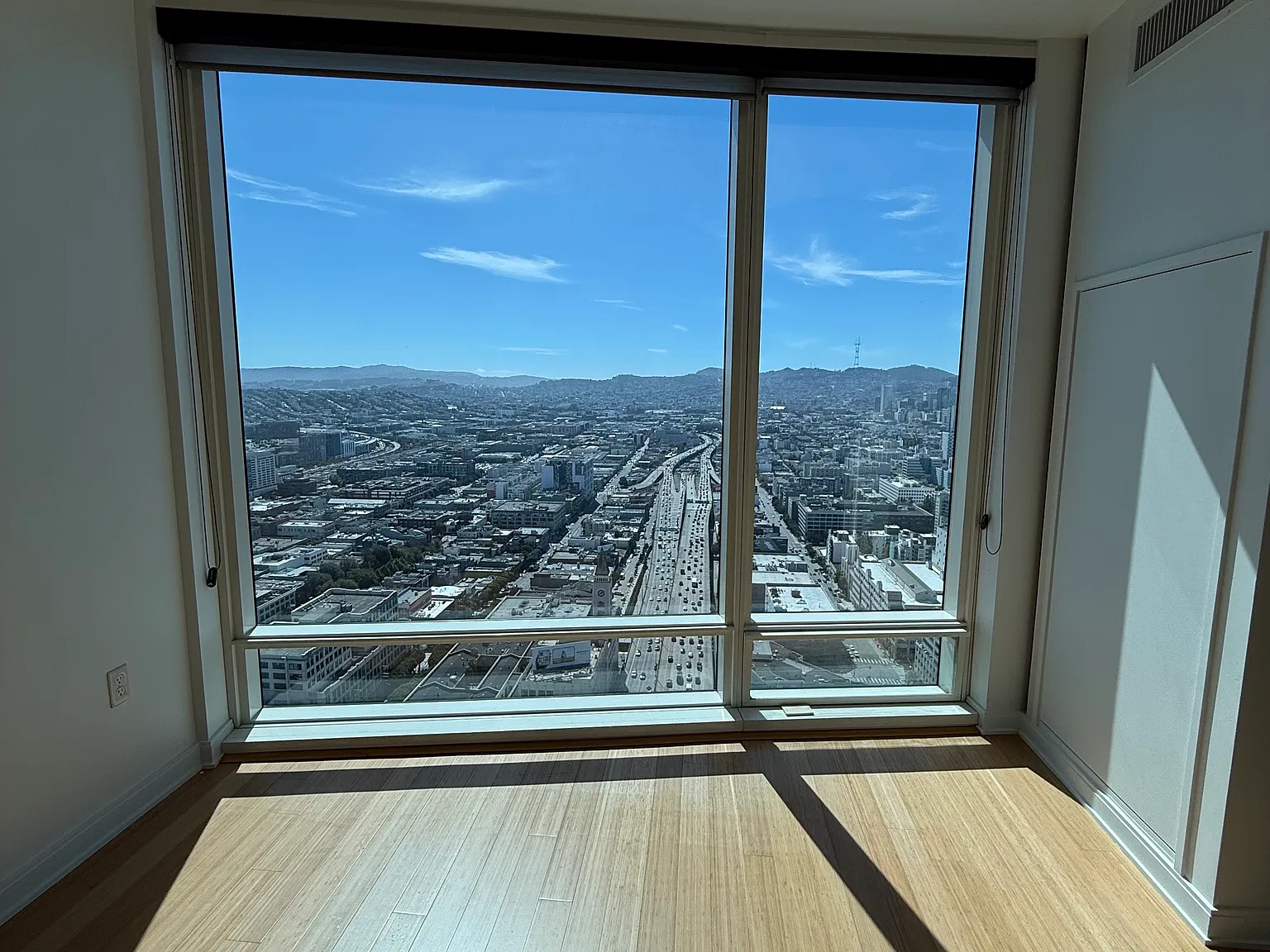 1 bed, 605 sqft, $6,200 — Photo 3
