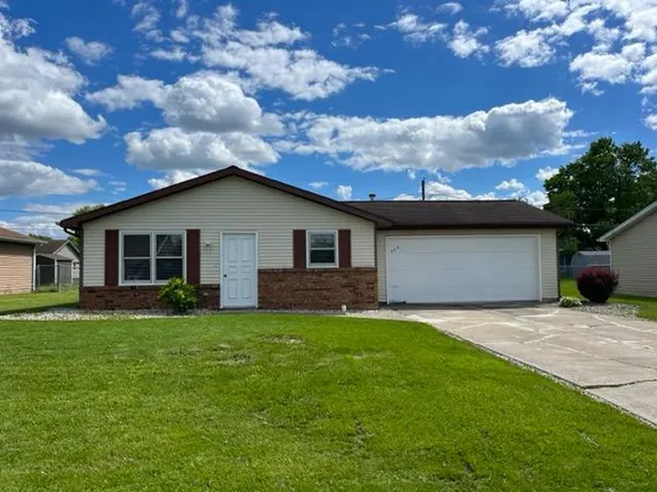 504 E Cook Rd, Fort Wayne, IN 46825