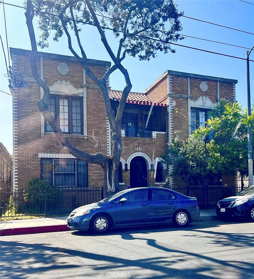 Studio, 390 sqft, $1,460 — Photo 1