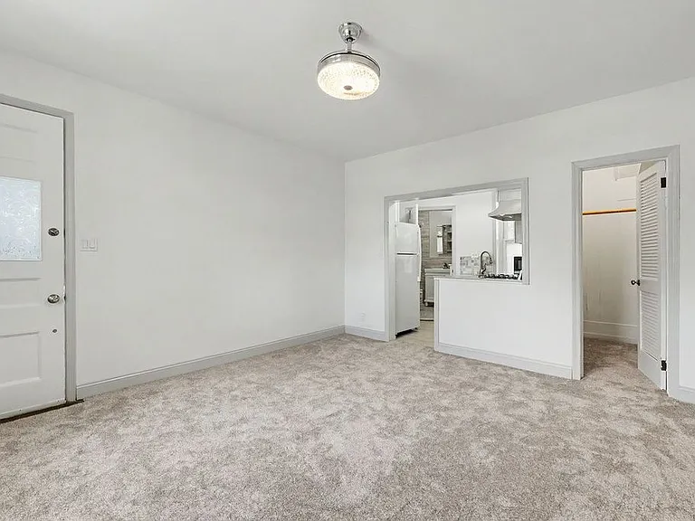 61 Orchard Ave #C1 — Photo 5
