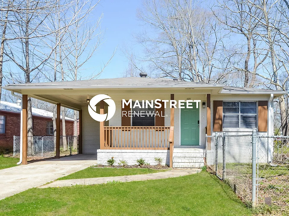121 Nabors Ave