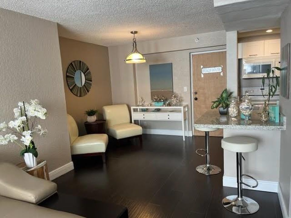 111 Briny Avenue #2103, photo 6