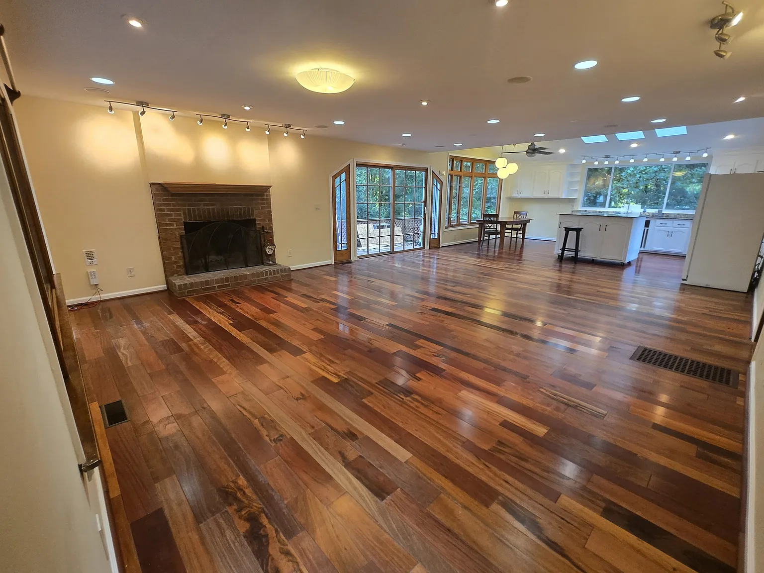 6521 Creekstone Pl — Photo 4