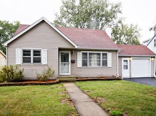 10406 Oak Park Ave, Chicago Ridge, IL 60415