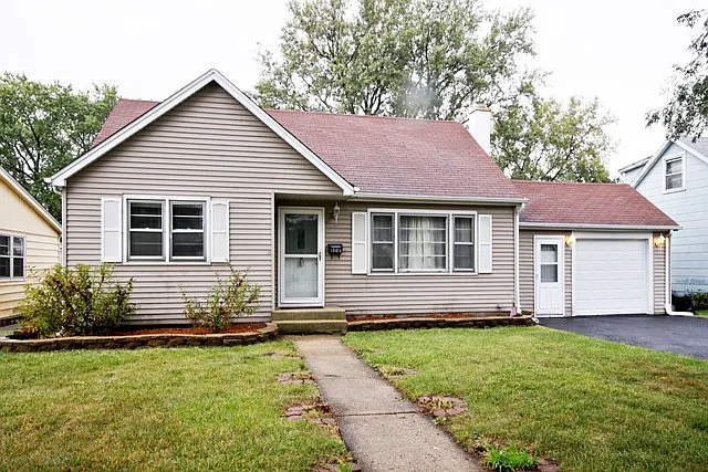 10406 Oak Park Ave photo 1