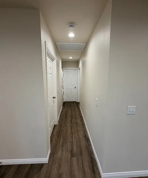 HALLWAY looking towards bedrooms
