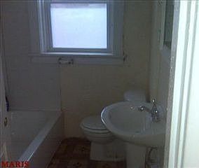 1st image of 5032 Aubert Ave