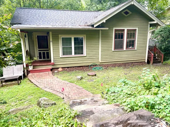 25 Sayles Rd, Asheville, NC 28803