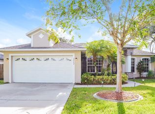 2802 Palmyra Ct, Saint Cloud, FL 34772