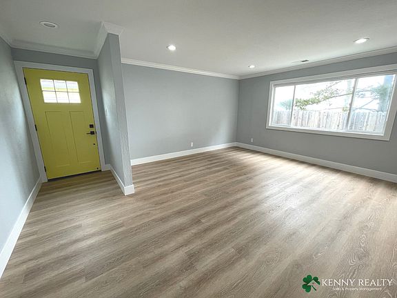 4th image of 23 Morton Dr