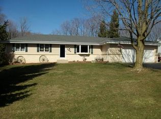 3466 Maple Dr, Hubertus, WI 53033