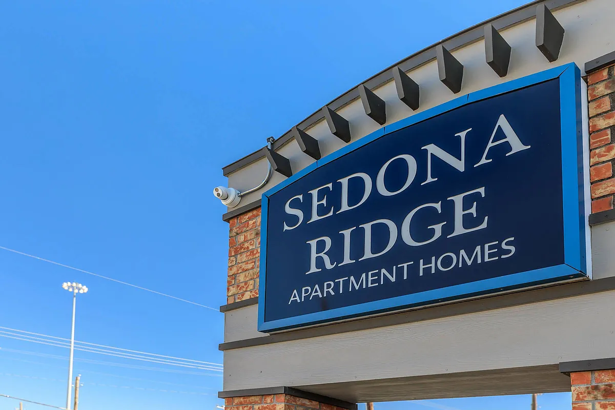 Building Photo - Sedona Ridge