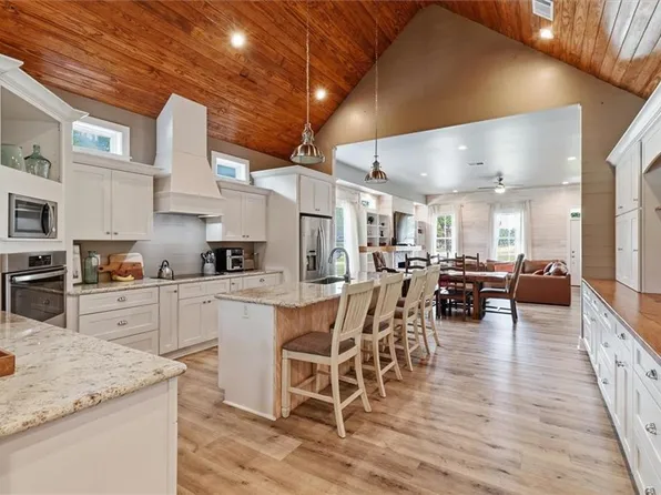 44161 Nicholas Cir, Hammond, LA 70403
