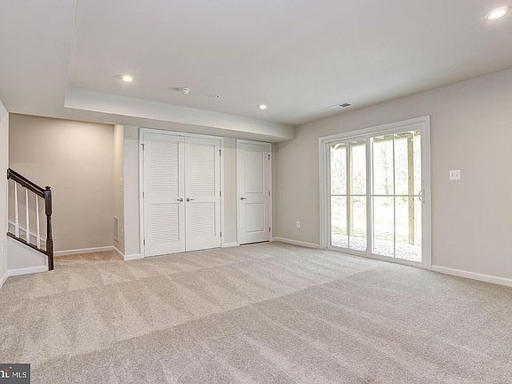 4th image of 2926 Shaws Rd