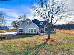 42773 Garretts Lake Rd, Shawnee, OK 74804