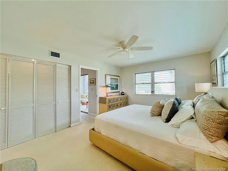 1550 NE Ocean Blvd #C204 — Photo 27