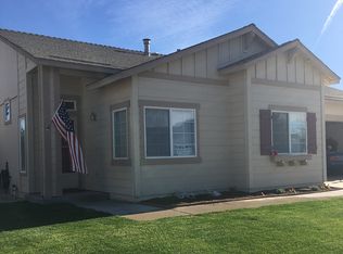 273 Fallen Leaf Ln, Fernley, NV 89408