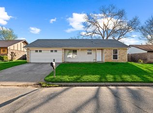 5907 Woodsetter Ln, Arlington, TX 76017