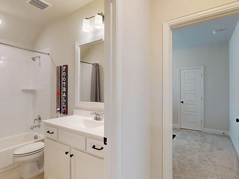 2912 Seattle Slew Dr — Photo 36