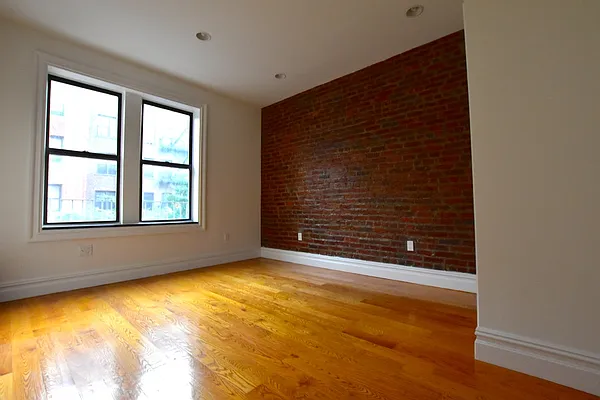 Rented by Bold Marketing | media 23