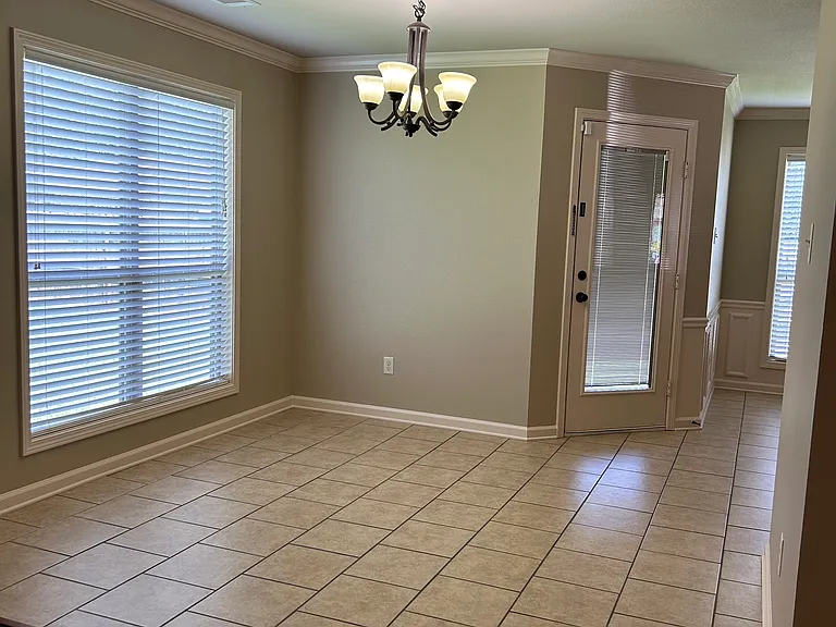 732 Rolling Rock Dr — Photo 7