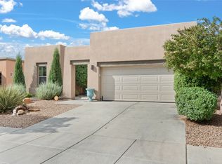 45 Camino Cerro Escondido, Santa Fe, NM 87508