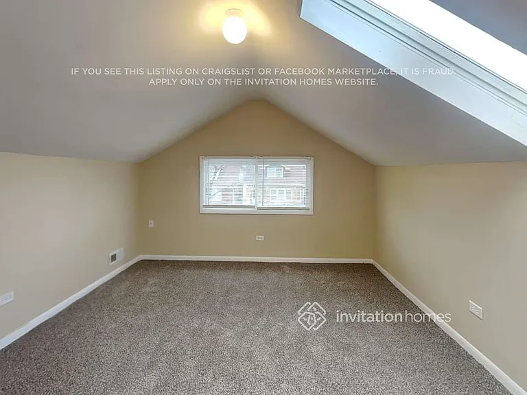 2728 Wesley Ave — Photo 17