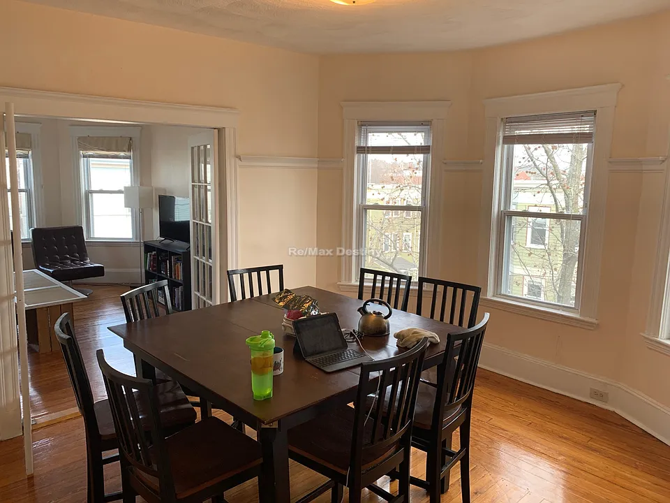 78 Marion St #3