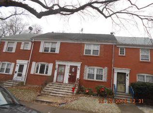 8412 S Bennett Ave, Chicago, IL 60617