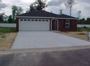 131 Lakeside Circle, Baxley, GA 31513