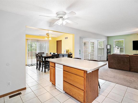 5th image of 4481 Southview Way Dr