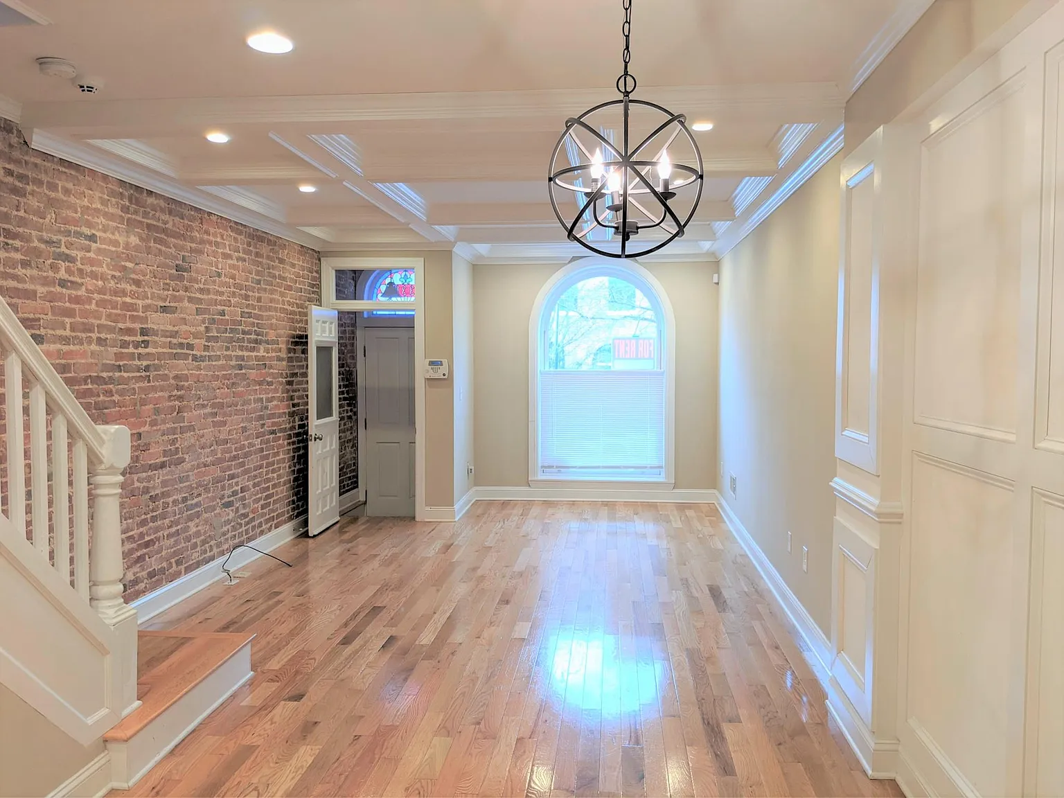 3 bed, 1700 sqft, $3,500 — Photo 1