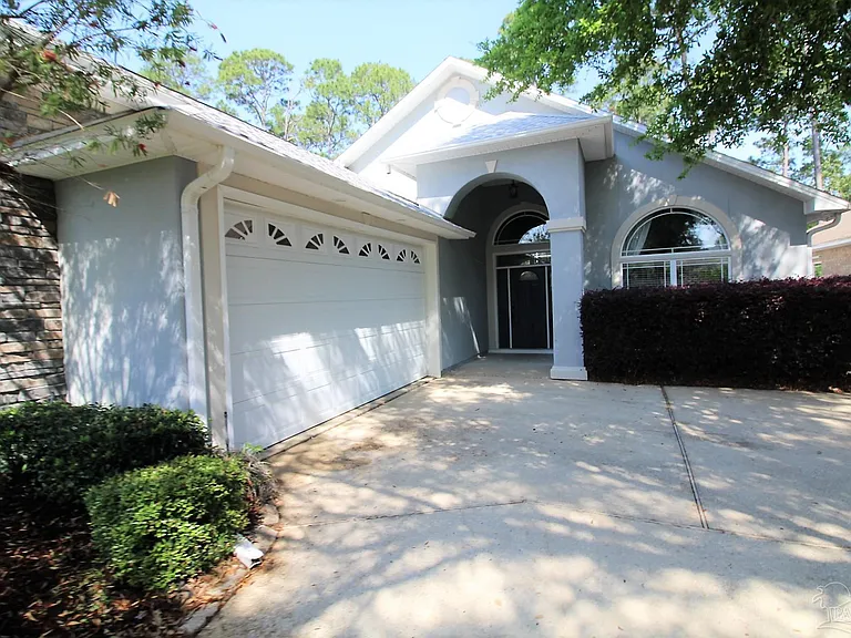 9850 Rail Cir — Photo 7