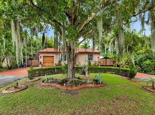 661 Falcon Ave, Miami Springs, FL 33166