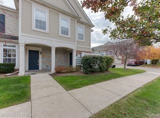 6200 Addington Dr, Walled Lake, MI 48390