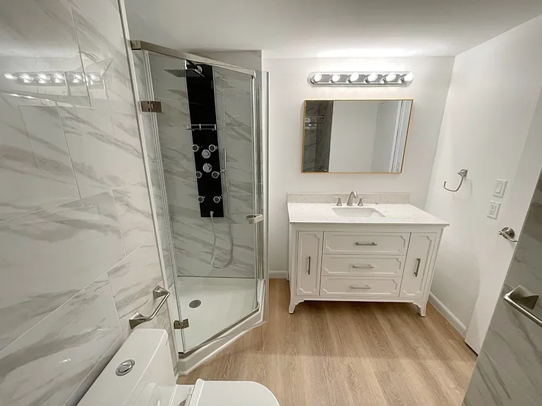 1055 River Rd #1004 — Photo 9