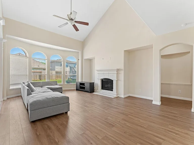 26414 Creston Woods Dr — Photo 9