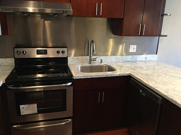 2nd image of 500 El Camino Real APT 108