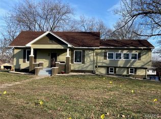 920 E Beaumont Ave, Greenville, IL 62246