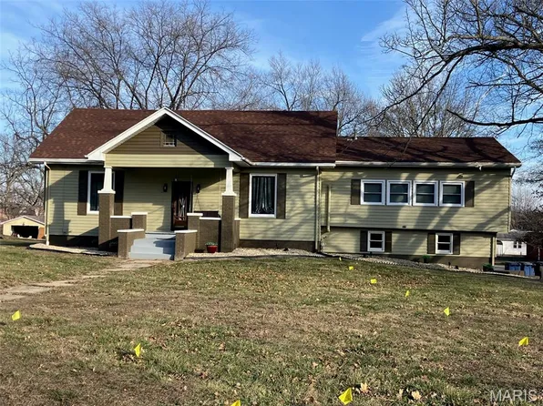 920 E Beaumont Ave, Greenville, IL 62246