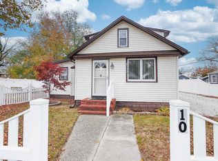 10 W Atlantic Ave, Villas, NJ 08251