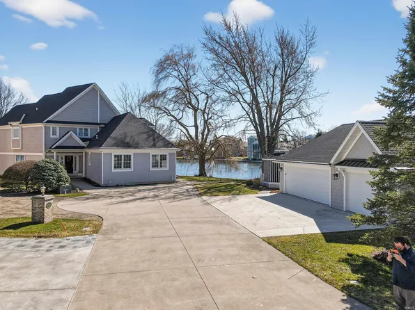 102 N Front St #3, Syracuse, IN 46567