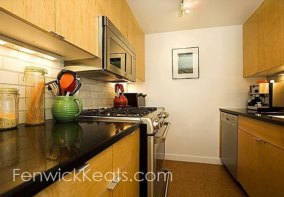 3rd image of 2250 Broadway APT 5C