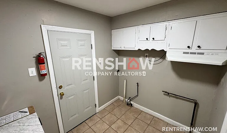 1041 Isabelle St — Photo 11