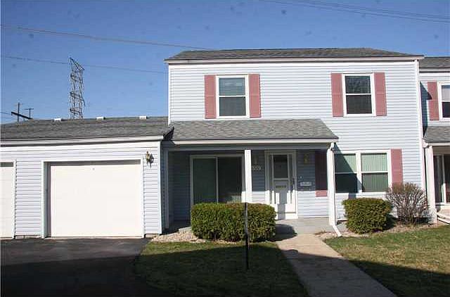 1st image of 3700 Lakepointe Dr