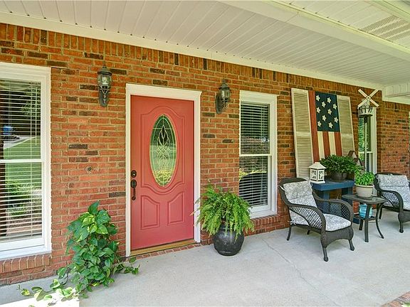 2nd image of 41 Ruff Harris Dr